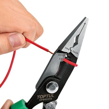 Плоскогубцы электрика многофункциональные 8" (200мм) TOPTUL DFBG2208