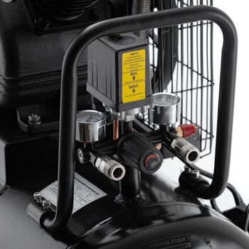 Компрессор 100 л, 3 кВт, 220 В, 10 атм, 500 л/мин, 2 цилиндра PT-0014 INTERTOOL