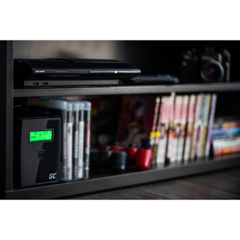 Источник бесперебойного питания UPS 1500VA 900W с ЖК-дисплеем 4x розетки Green Cell UPS04